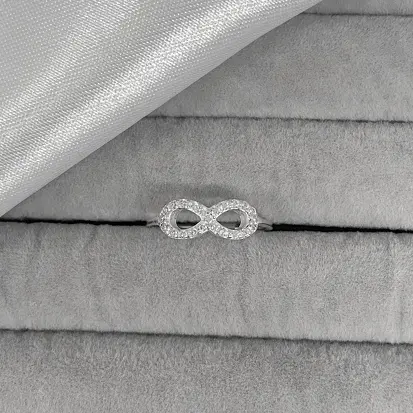 ANEL INFINITO COM ZIRCONIA