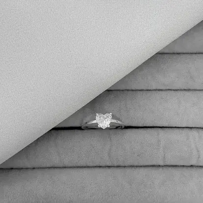 ANEL SOLITARIO CORAÇÃO ZIRC CRISTAL