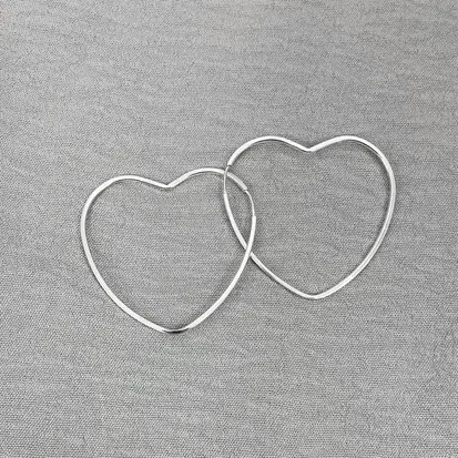 ARGOLA CORAÇAO FIO QUADRADO 4CM