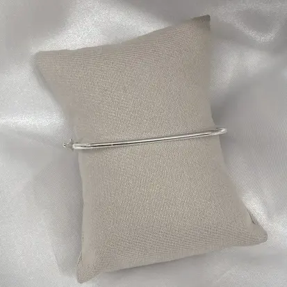 BRACELETE QUADRADO FIO MEIA CANA 2MM