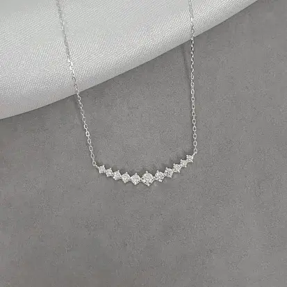 GARGANTILHA ONZE ZIRCONIAS CRISTAL FIXAS
