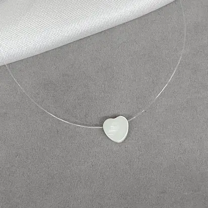 GARGANTILHA FIO DE NYLON CORAÇÃO