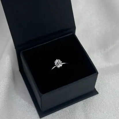 ANEL RETANGULO MOISSANITE 5X7MM
