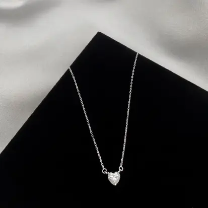 GARGANTILHA PONTO DE LUZ CORAÇÃO MOISSANITE 6MM
