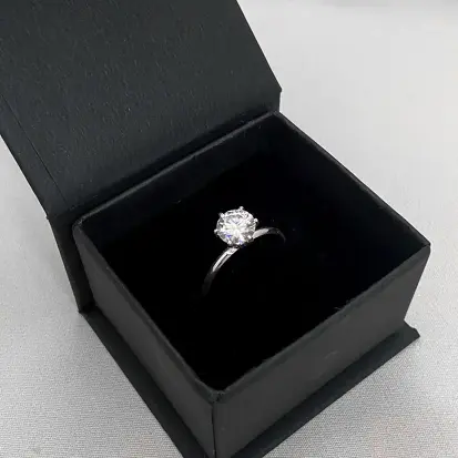 ANEL SOLITÁRIO MOISSANITE 7MM