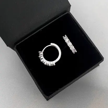 ARGOLA CLICK CINCO MOISSANITES 3MM