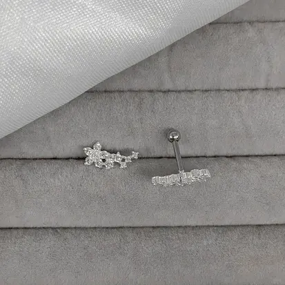 PIERCING ARCO FLORZINHA CRAVEJADO