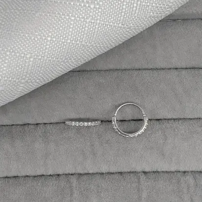 PIERCING CRAVEJADO LATERAL LISA 10MM