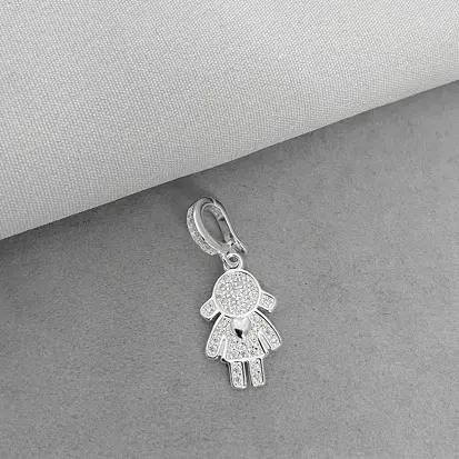 PINGENTE MENINA CRAVEJADO FECHO CLICK