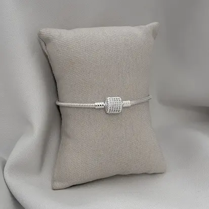 MINI PANDORA TAMBOR CRAVEJADO