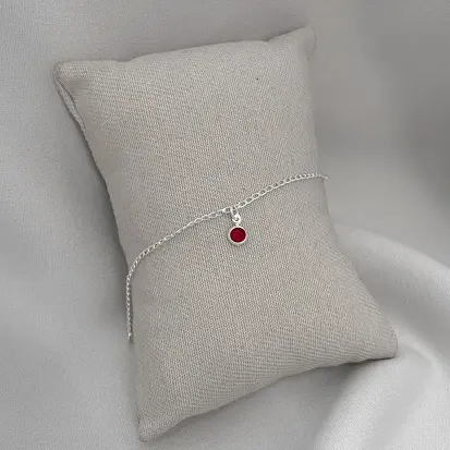 PULSEIRA INFANTIL ZIRCÔNIA VERMELHO PENDURADA