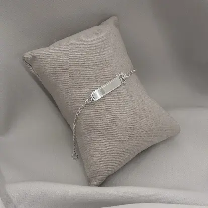 PULSEIRA INFANTIL PLAQUINHA MENINA