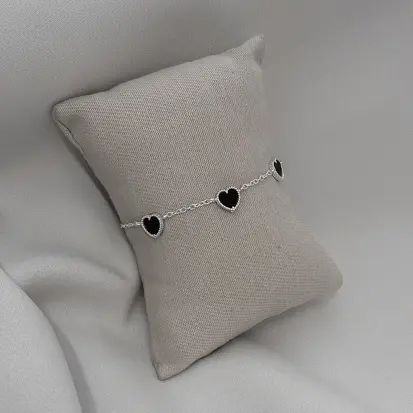 PULSEIRA 3 CORAÇOES ONIX
